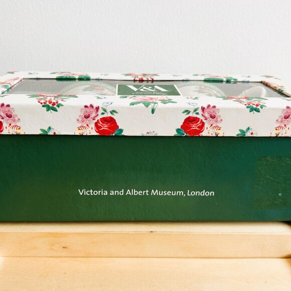 Victoria & Albert Summer Rose Mug Set - Picture 11 of 11